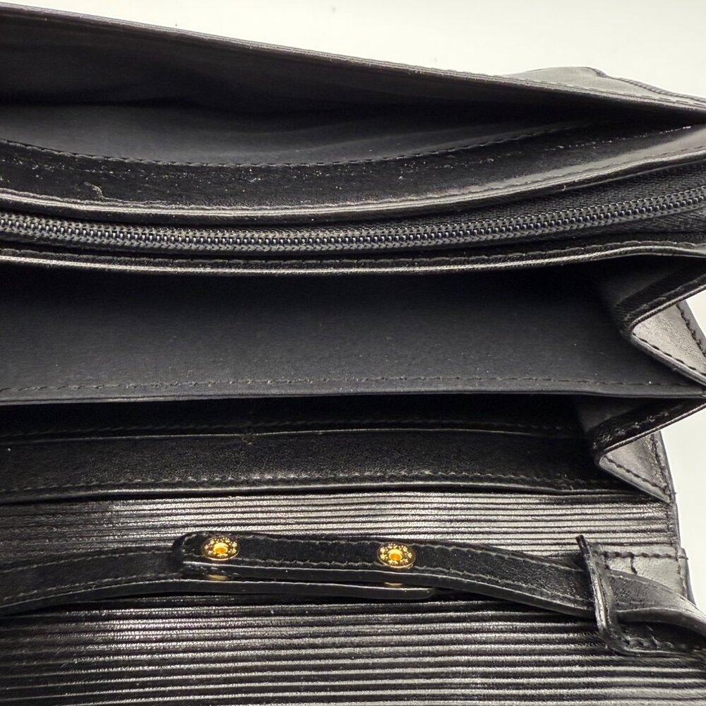Brahmin Black Leather Crocodile Embossed Crossbody Bag Multiple Compartments - Picture 6 of 8